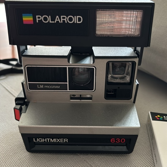 Polaroid lightmixer 630 camera with photo cartridges - Picture 4 of 10